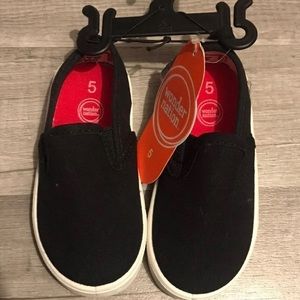 Wonder Nation Toddler Size 5 Black Canvas Shoes